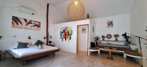 Spacious Loft with garden in the heart of el nido town